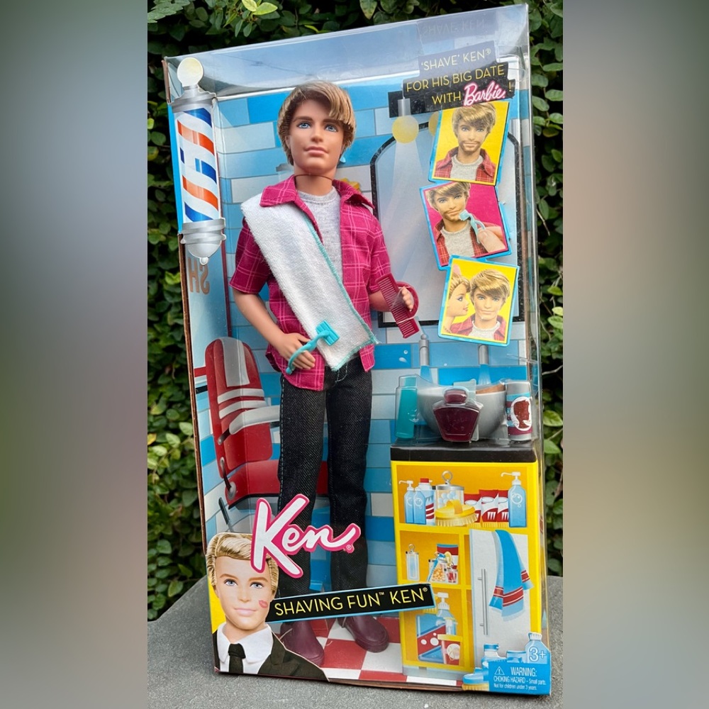 2010 Shaving Fun Ken Doll NRFB Barbie